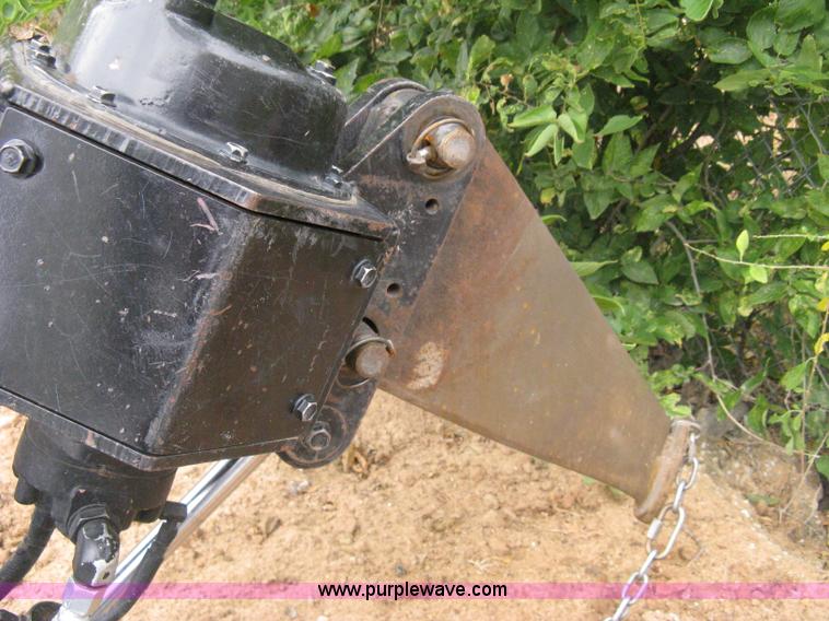 image for item B8036 2005 Ditch Witch 255SXH cable plow trencher