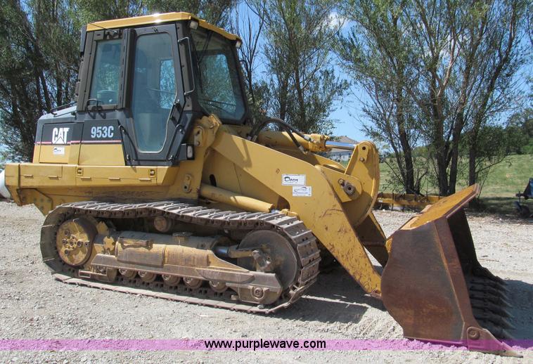 image for item C2422 2002 Caterpillar 953C track loader
