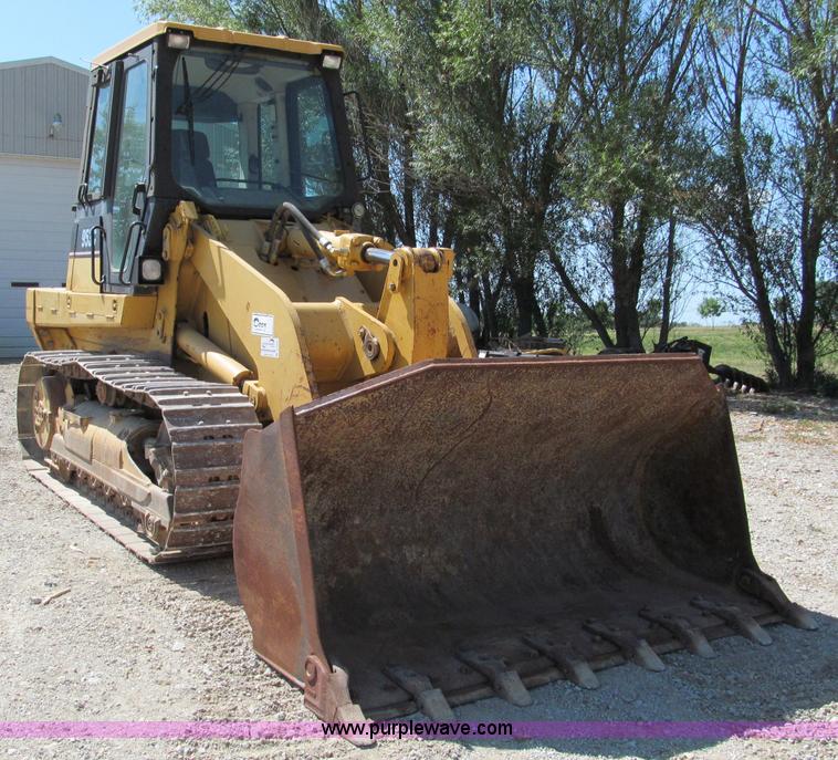 image for item C2422 2002 Caterpillar 953C track loader