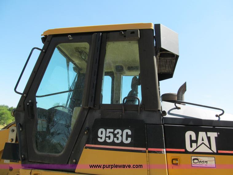 image for item C2422 2002 Caterpillar 953C track loader