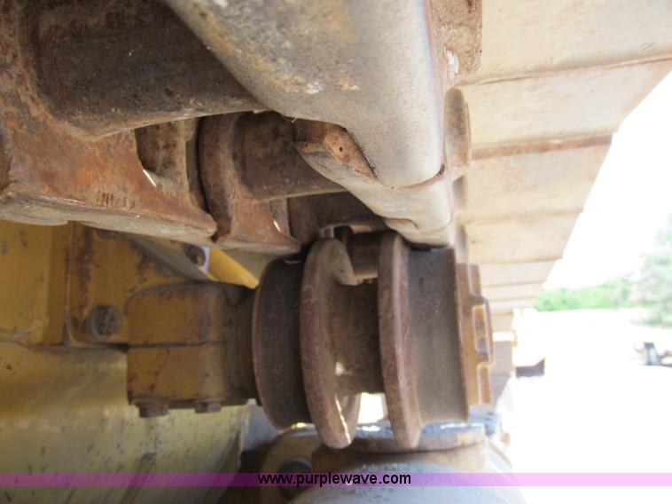 image for item C2422 2002 Caterpillar 953C track loader