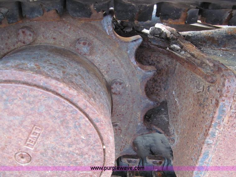 image for item C2461 2001 John Deere 27 ZTS compact excavator