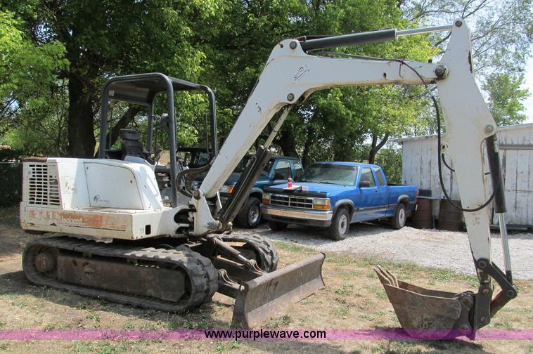 image for item C2472 1999 Bobcat 341 compact excavator