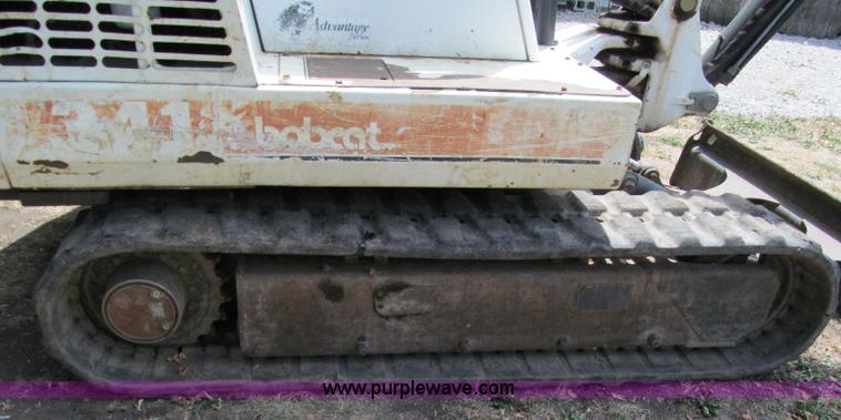 image for item C2472 1999 Bobcat 341 compact excavator