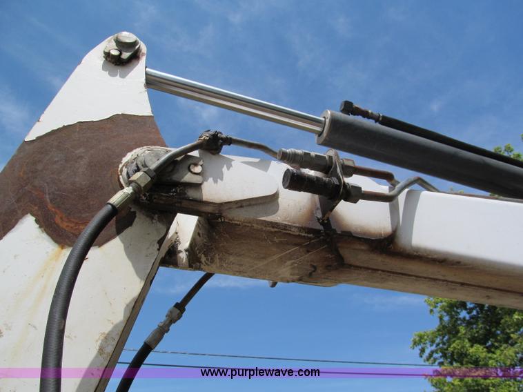 image for item C2472 1999 Bobcat 341 compact excavator