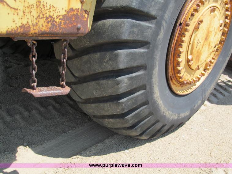 image for item C2475 1969 Caterpillar 633 elevating scraper