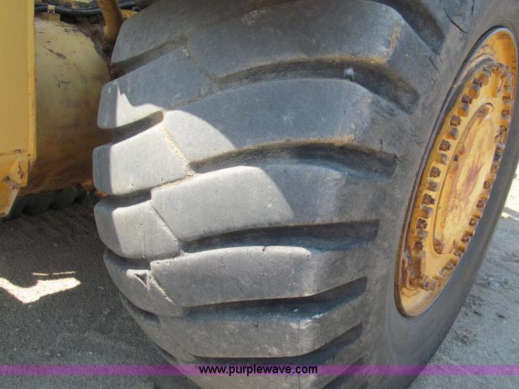 image for item C2475 1969 Caterpillar 633 elevating scraper