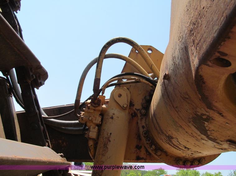 image for item C2475 1969 Caterpillar 633 elevating scraper