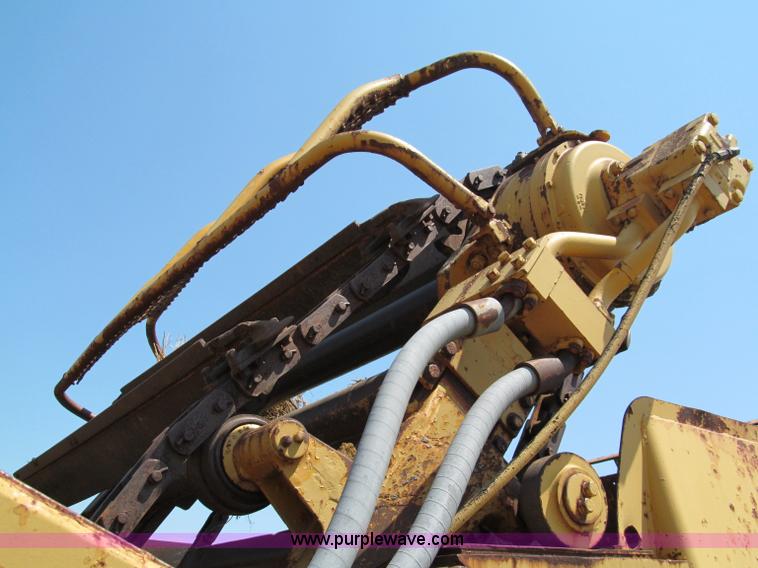 image for item C2475 1969 Caterpillar 633 elevating scraper