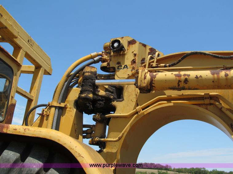 image for item C2475 1969 Caterpillar 633 elevating scraper