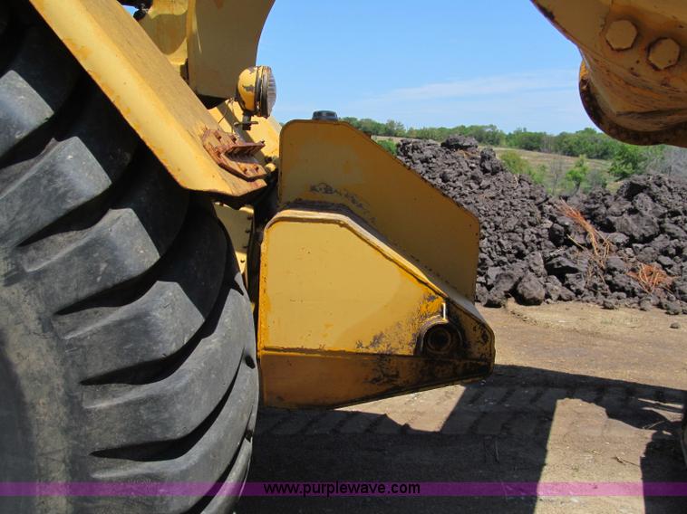 image for item C2475 1969 Caterpillar 633 elevating scraper