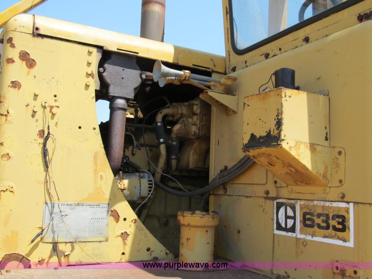 image for item C2475 1969 Caterpillar 633 elevating scraper