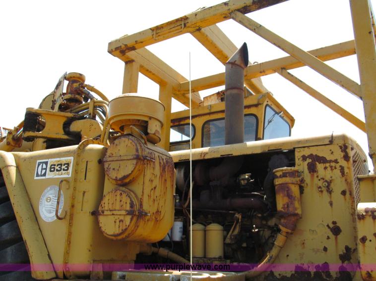 image for item C2475 1969 Caterpillar 633 elevating scraper