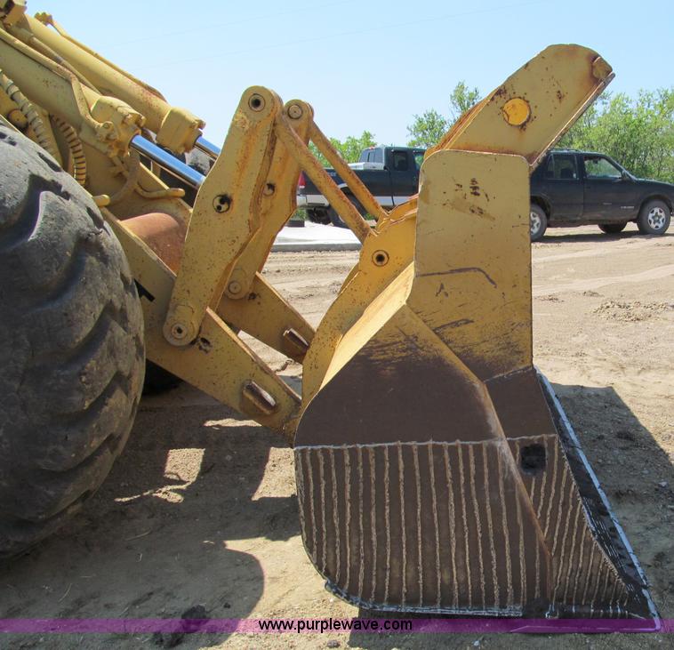 image for item C2476 1974 Caterpillar 980B articulating wheel loader