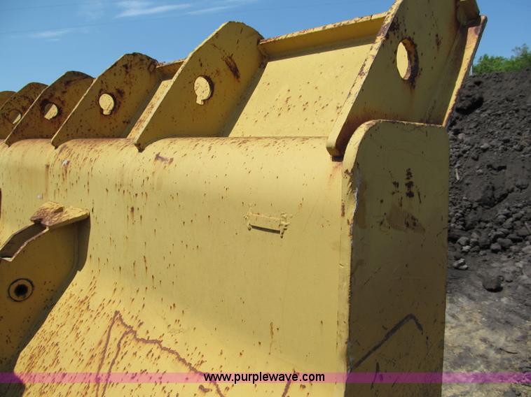 image for item C2476 1974 Caterpillar 980B articulating wheel loader