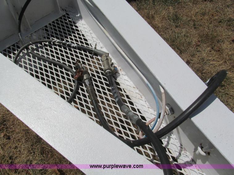 image for item C2478 1997 Towmaster T20 equipment trailer