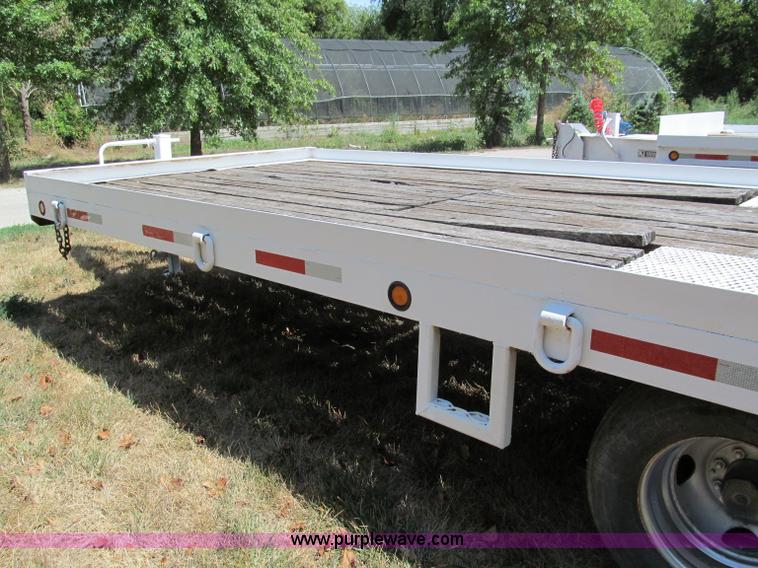 image for item C2478 1997 Towmaster T20 equipment trailer