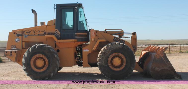 image for item C2726 1996 Case 821B articulated wheel loader