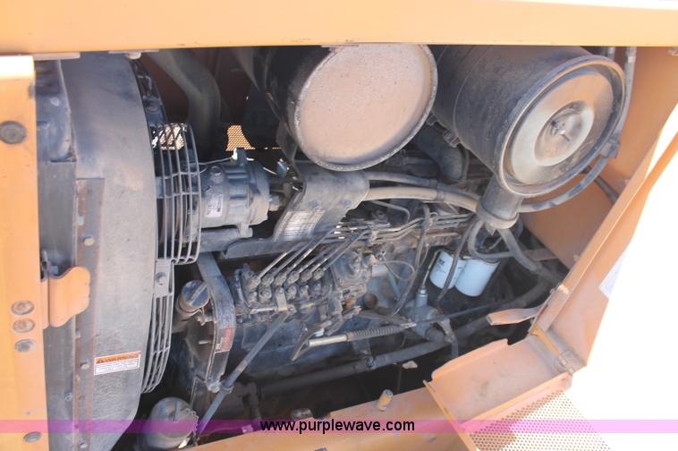 image for item C2726 1996 Case 821B articulated wheel loader