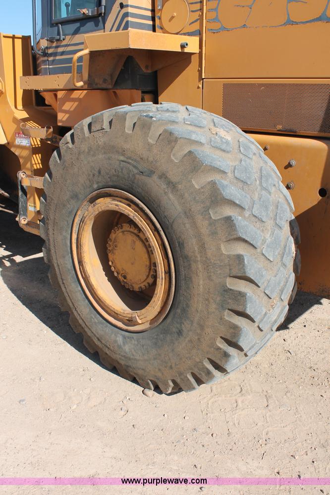 image for item C2726 1996 Case 821B articulated wheel loader