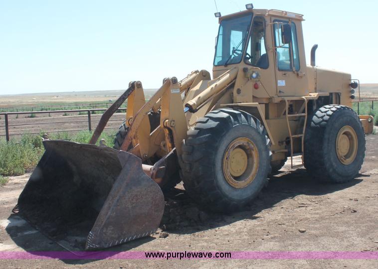 image for item C2729 Fiat-Allis 580FR articulated wheel loader