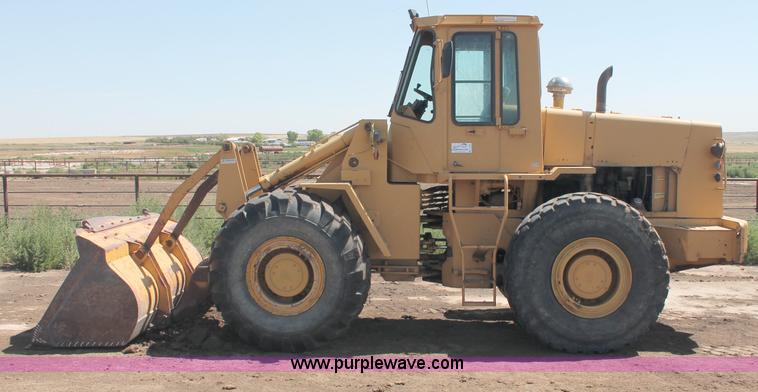 image for item C2729 Fiat-Allis 580FR articulated wheel loader