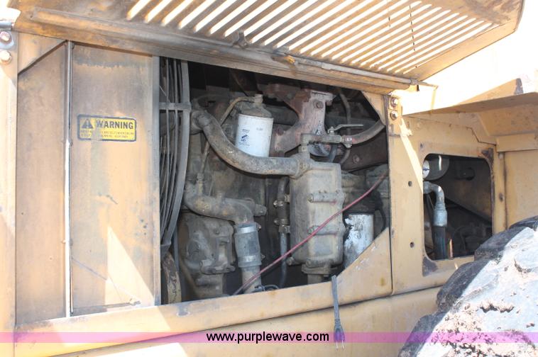 image for item C2729 Fiat-Allis 580FR articulated wheel loader