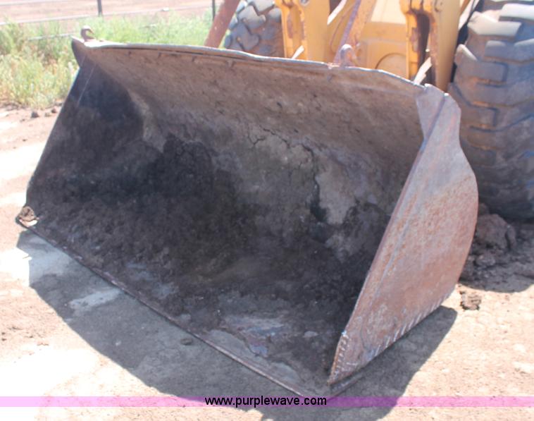 image for item C2729 Fiat-Allis 580FR articulated wheel loader