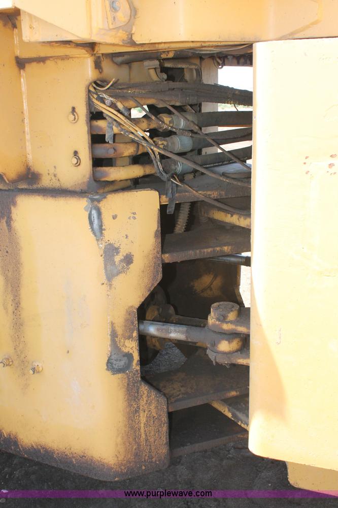 image for item C2729 Fiat-Allis 580FR articulated wheel loader