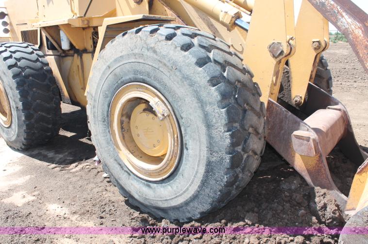 image for item C2729 Fiat-Allis 580FR articulated wheel loader