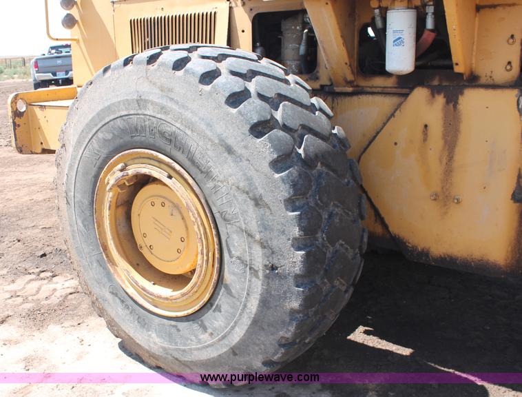 image for item C2729 Fiat-Allis 580FR articulated wheel loader