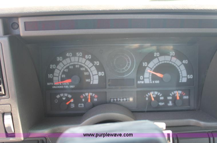 image for item C2738 1996 GMC TopKick roll off truck