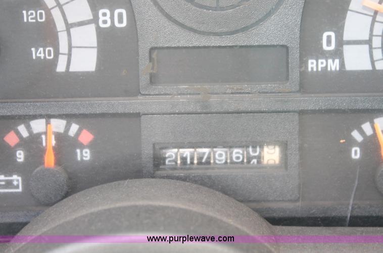 image for item C2738 1996 GMC TopKick roll off truck