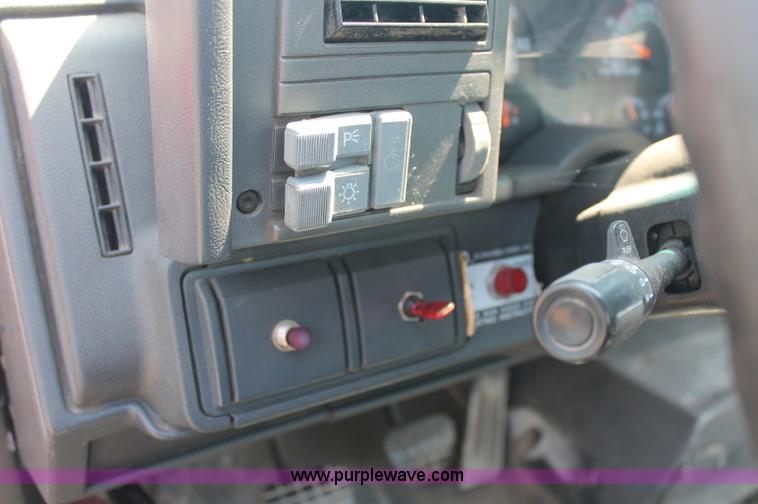 image for item C2738 1996 GMC TopKick roll off truck