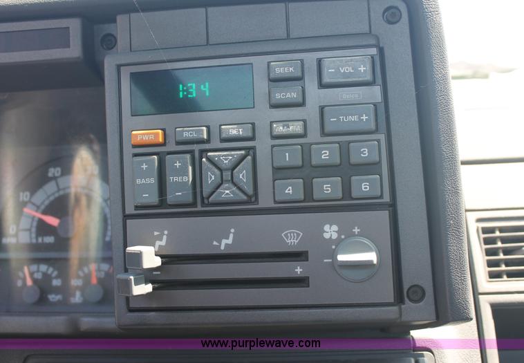 image for item C2738 1996 GMC TopKick roll off truck