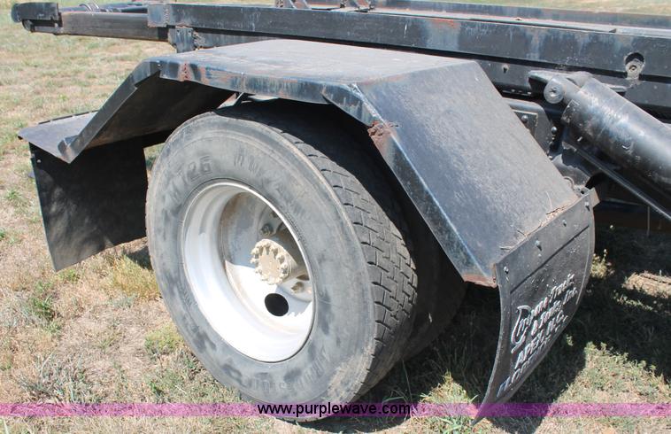 image for item C2738 1996 GMC TopKick roll off truck