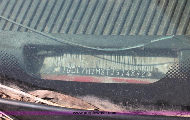 image for item C2738 1996 GMC TopKick roll off truck