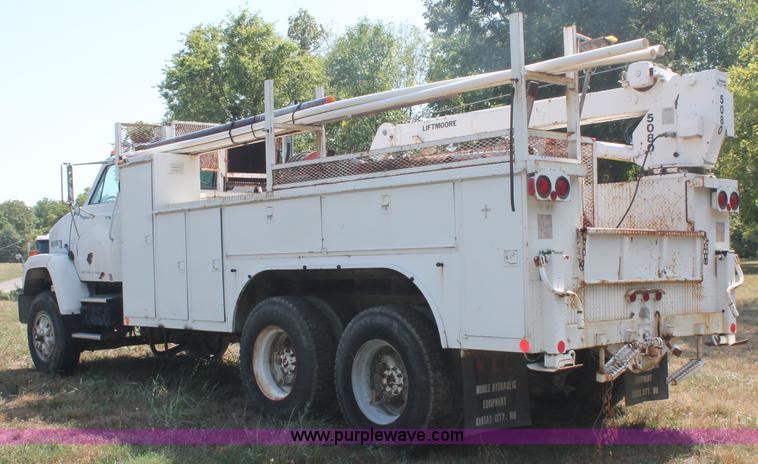 image for item C2739 1975 GMC Brigadier utility service truck