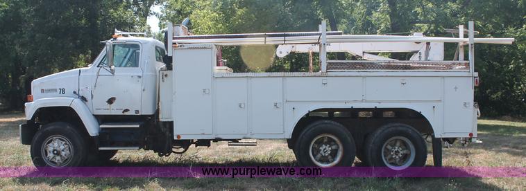 image for item C2739 1975 GMC Brigadier utility service truck