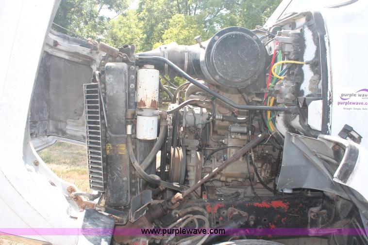 image for item C2739 1975 GMC Brigadier utility service truck