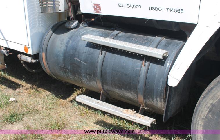 image for item C2739 1975 GMC Brigadier utility service truck