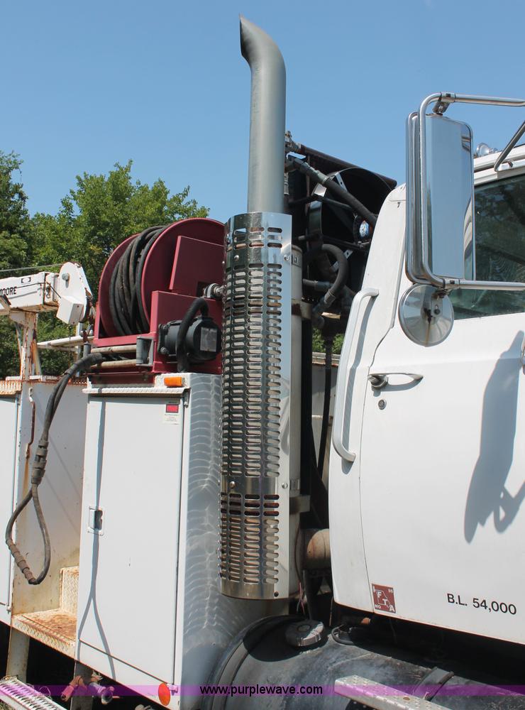 image for item C2739 1975 GMC Brigadier utility service truck