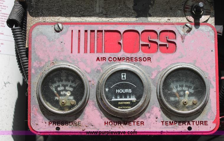 image for item C2739 1975 GMC Brigadier utility service truck