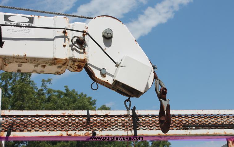 image for item C2739 1975 GMC Brigadier utility service truck