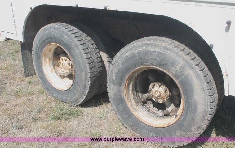 image for item C2739 1975 GMC Brigadier utility service truck