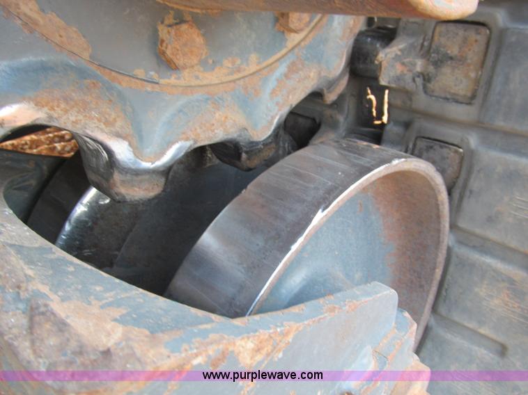 image for item C3527 2004 Mustang MTL25 high flow track skid steer