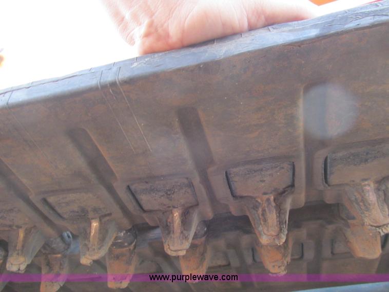 image for item C3527 2004 Mustang MTL25 high flow track skid steer