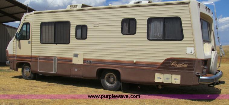 image for item C3528 1985 Chevrolet P30 Catalina Tidwell 27' RV motor coach