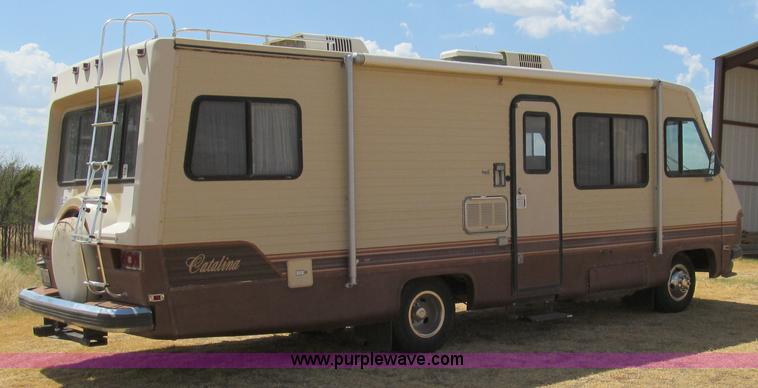 image for item C3528 1985 Chevrolet P30 Catalina Tidwell 27' RV motor coach