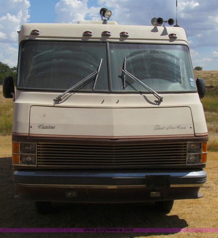 image for item C3528 1985 Chevrolet P30 Catalina Tidwell 27' RV motor coach